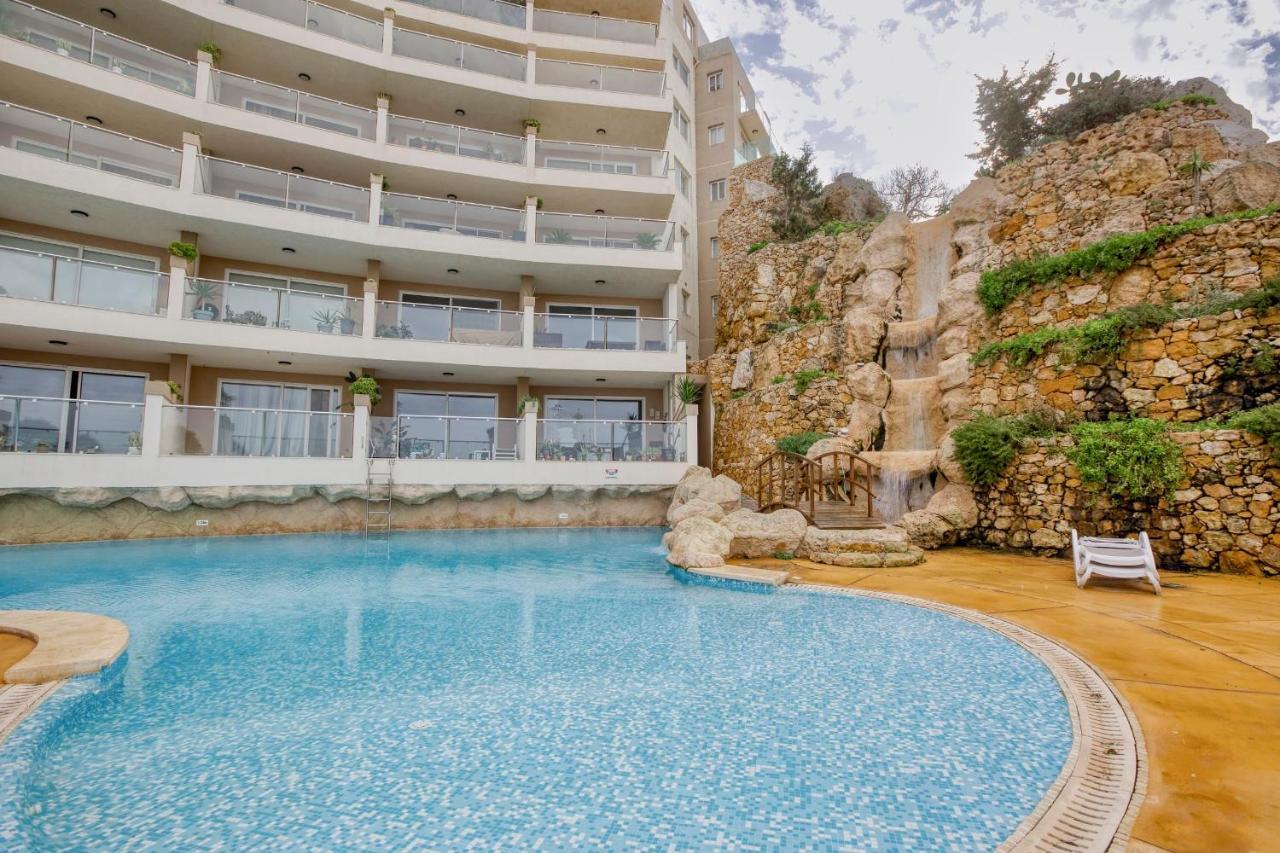 Apartment With Pool-Hosted By Sweetstay Zebbug  Extérieur photo
