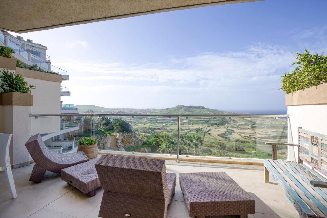 Apartment With Pool-Hosted By Sweetstay Zebbug  Extérieur photo