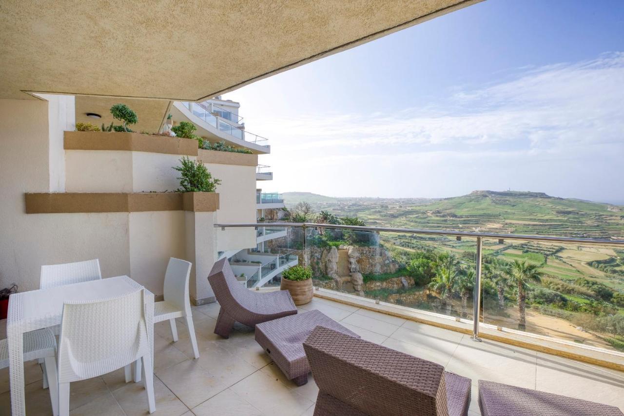 Apartment With Pool-Hosted By Sweetstay Zebbug  Extérieur photo